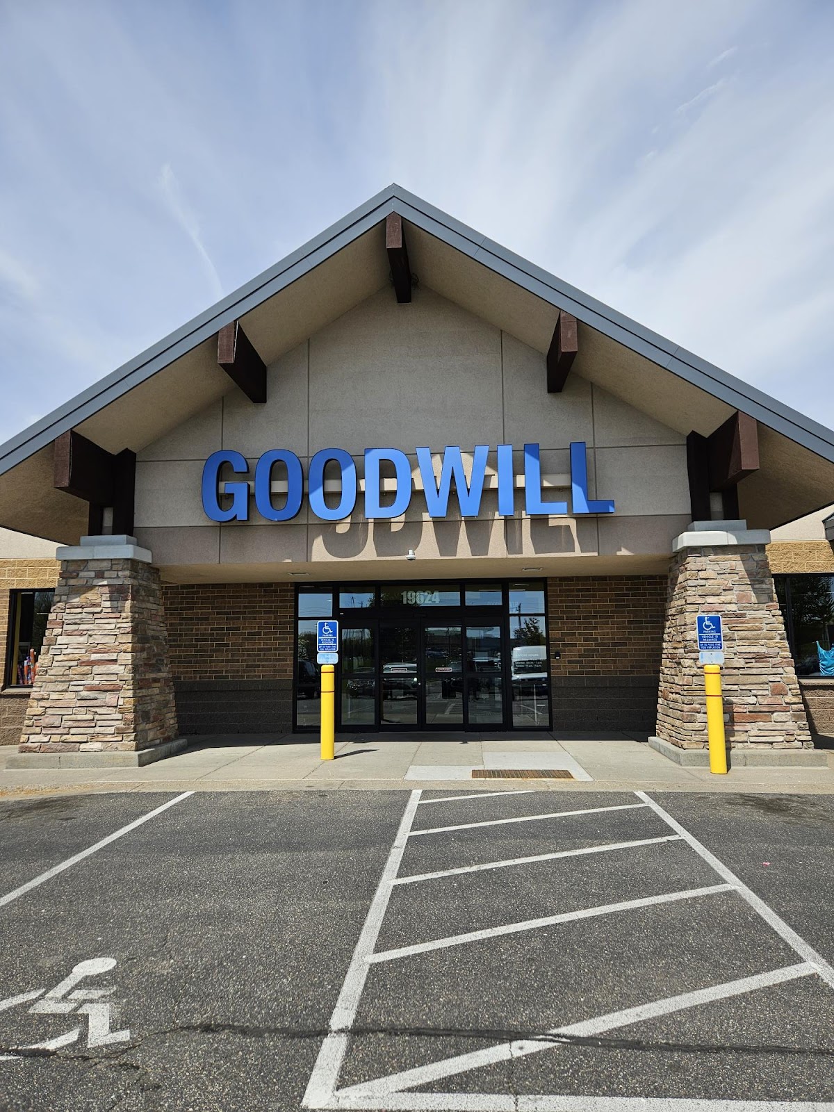 Goodwill - Elk River in Elk River