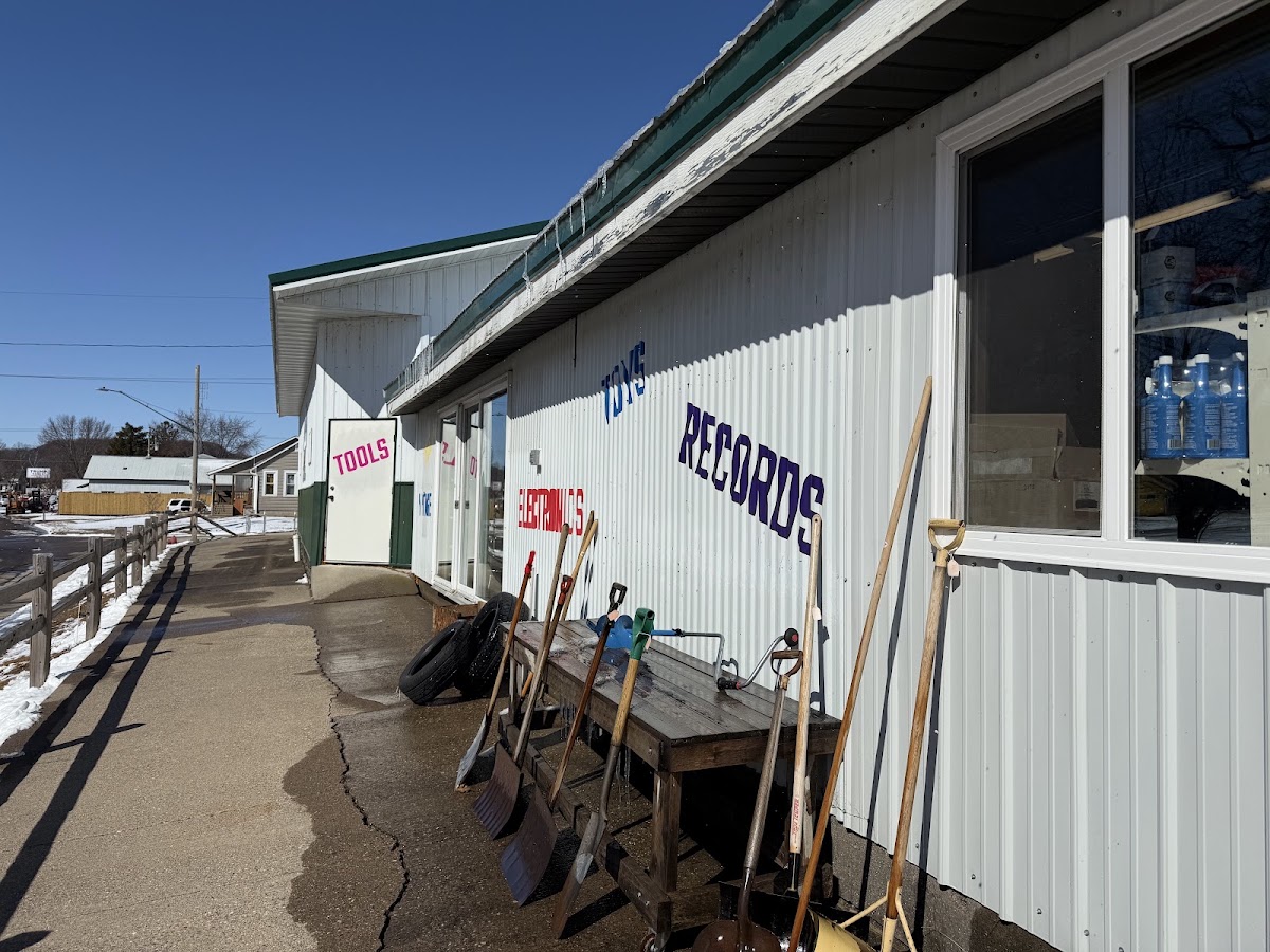 Make An Offer,LLC in Wabasha