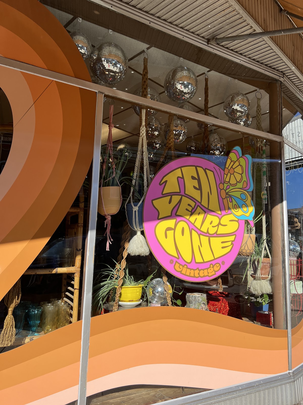 Ten Years Gone Vintage in Springfield