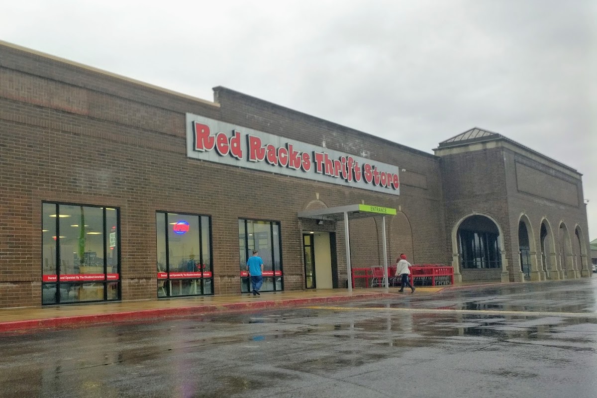 Red Racks DAV Thrift Store in Springfield