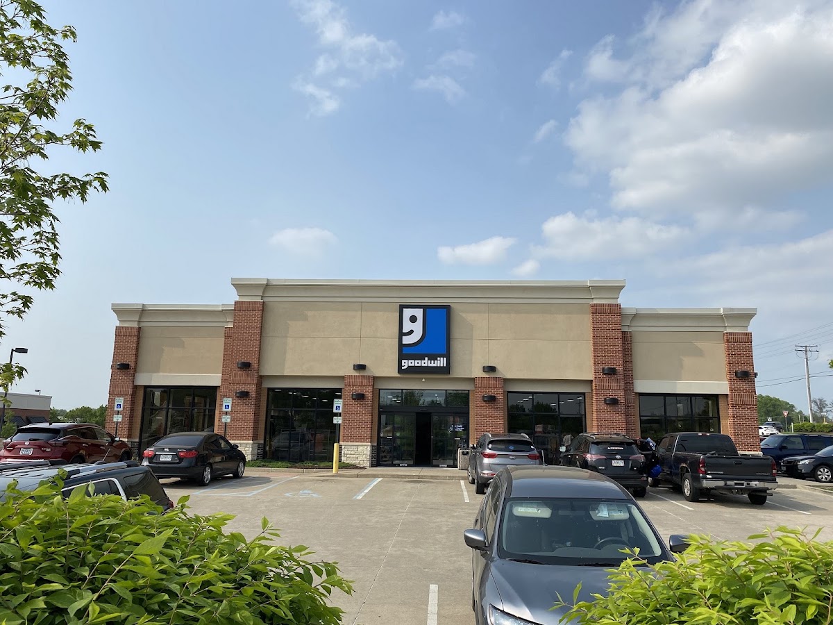 Goodwill Store and Donation Center in St. Peters