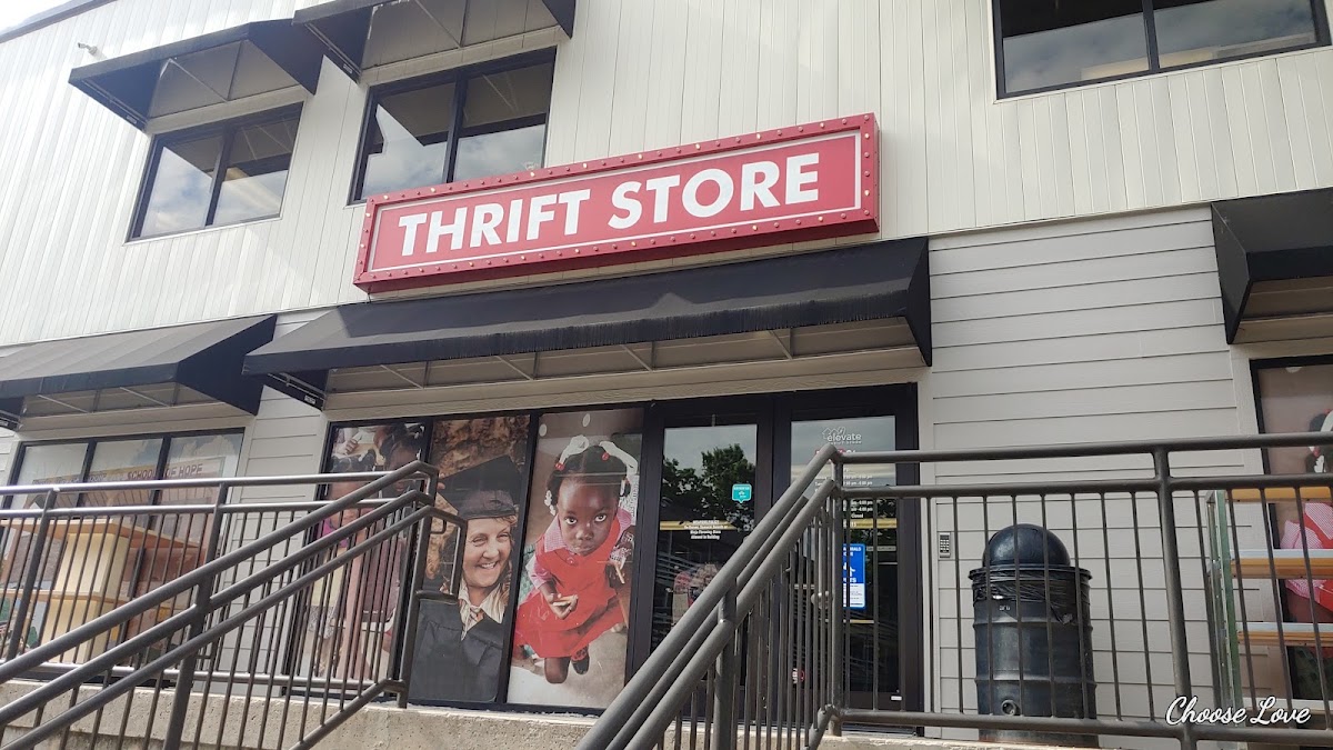 Elevate Thrift Store in Branson