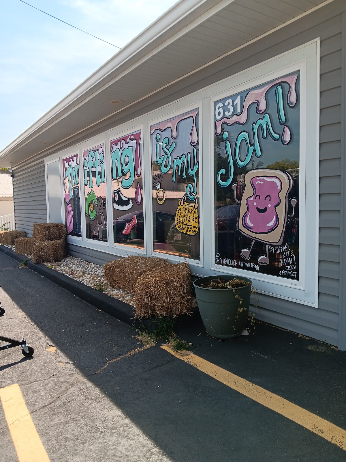 Thrift on Main in Troy