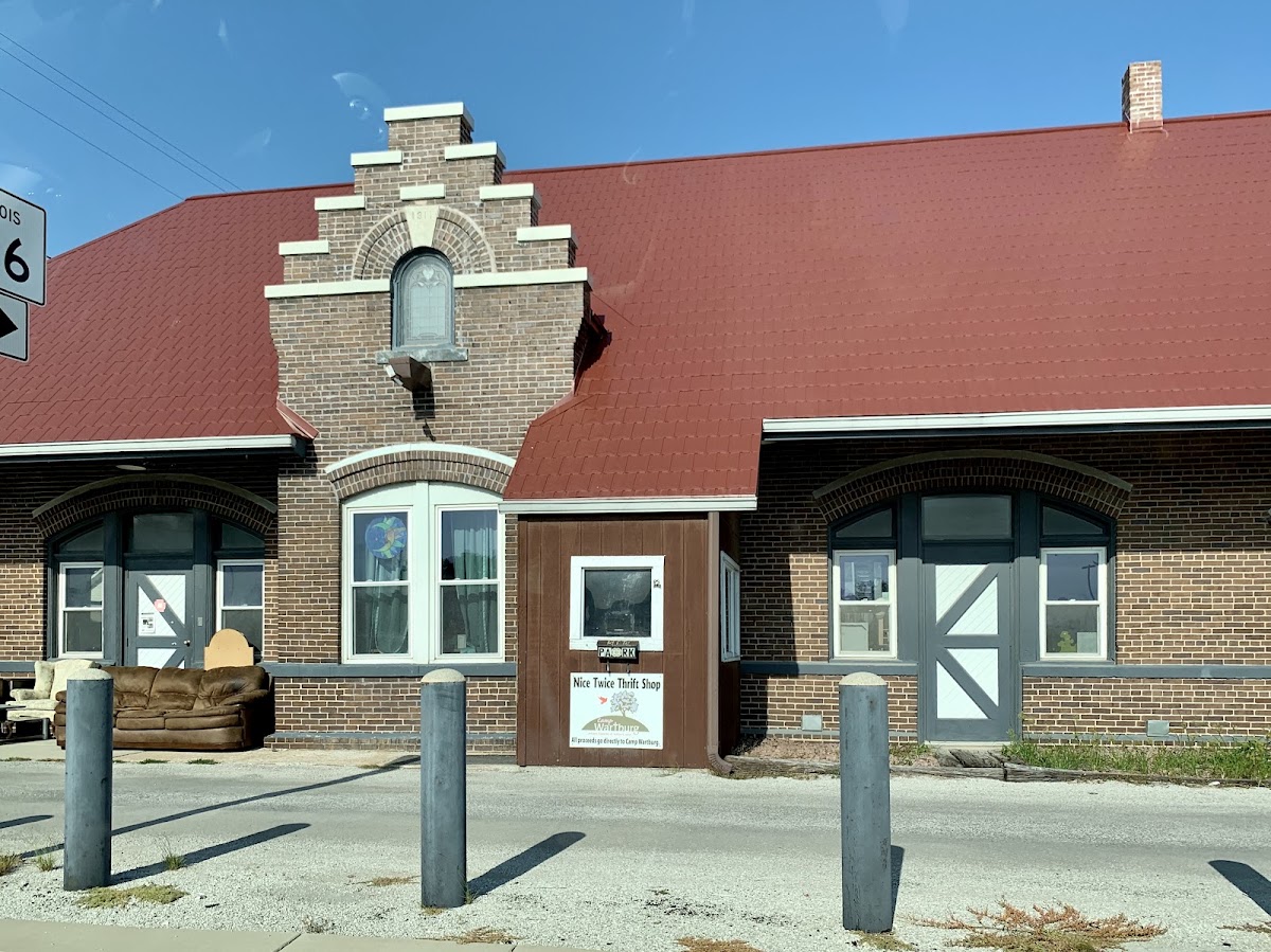 Nice Twice Resale Shop in Waterloo