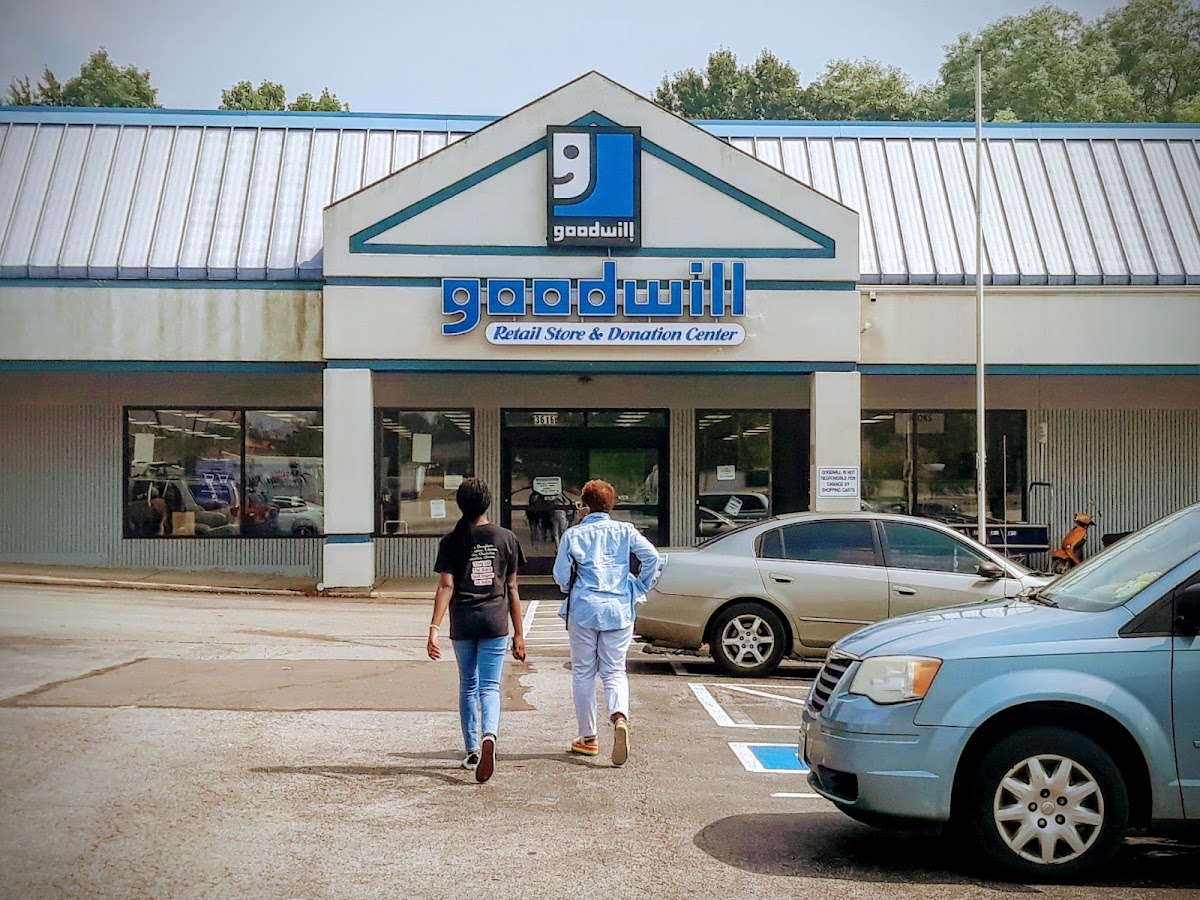 Goodwill Store and Donation Center in Arnold