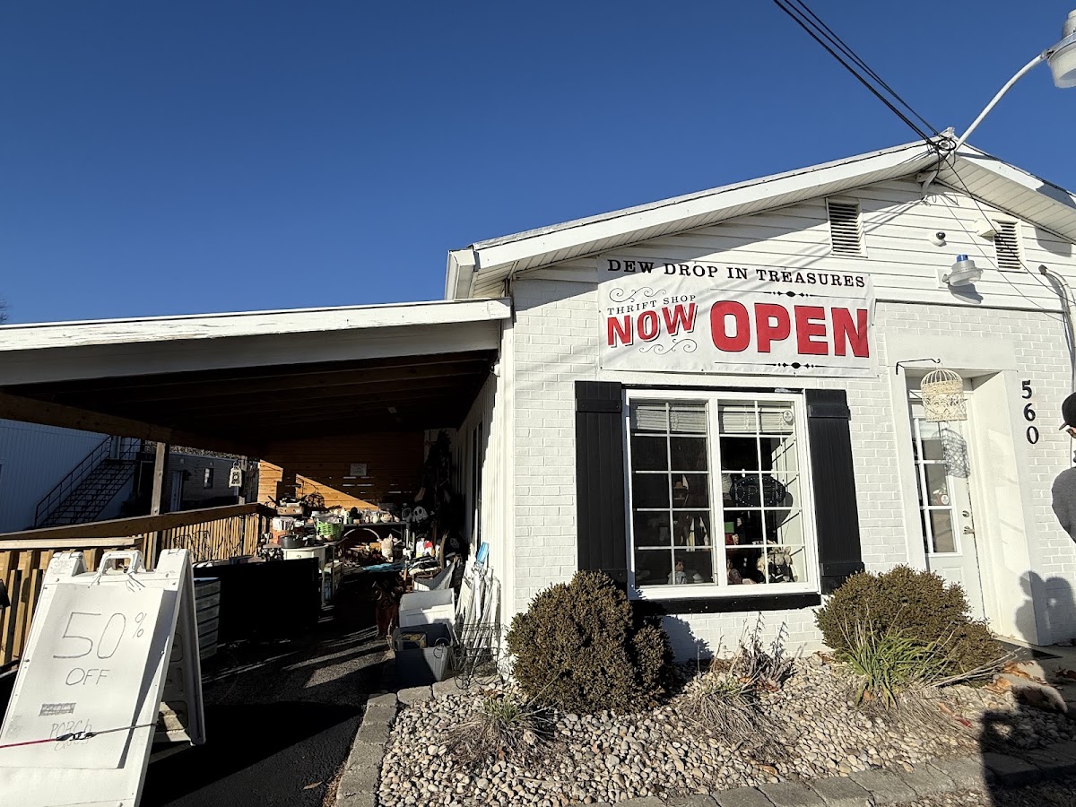 Dew Drop In Treasures in Delaware