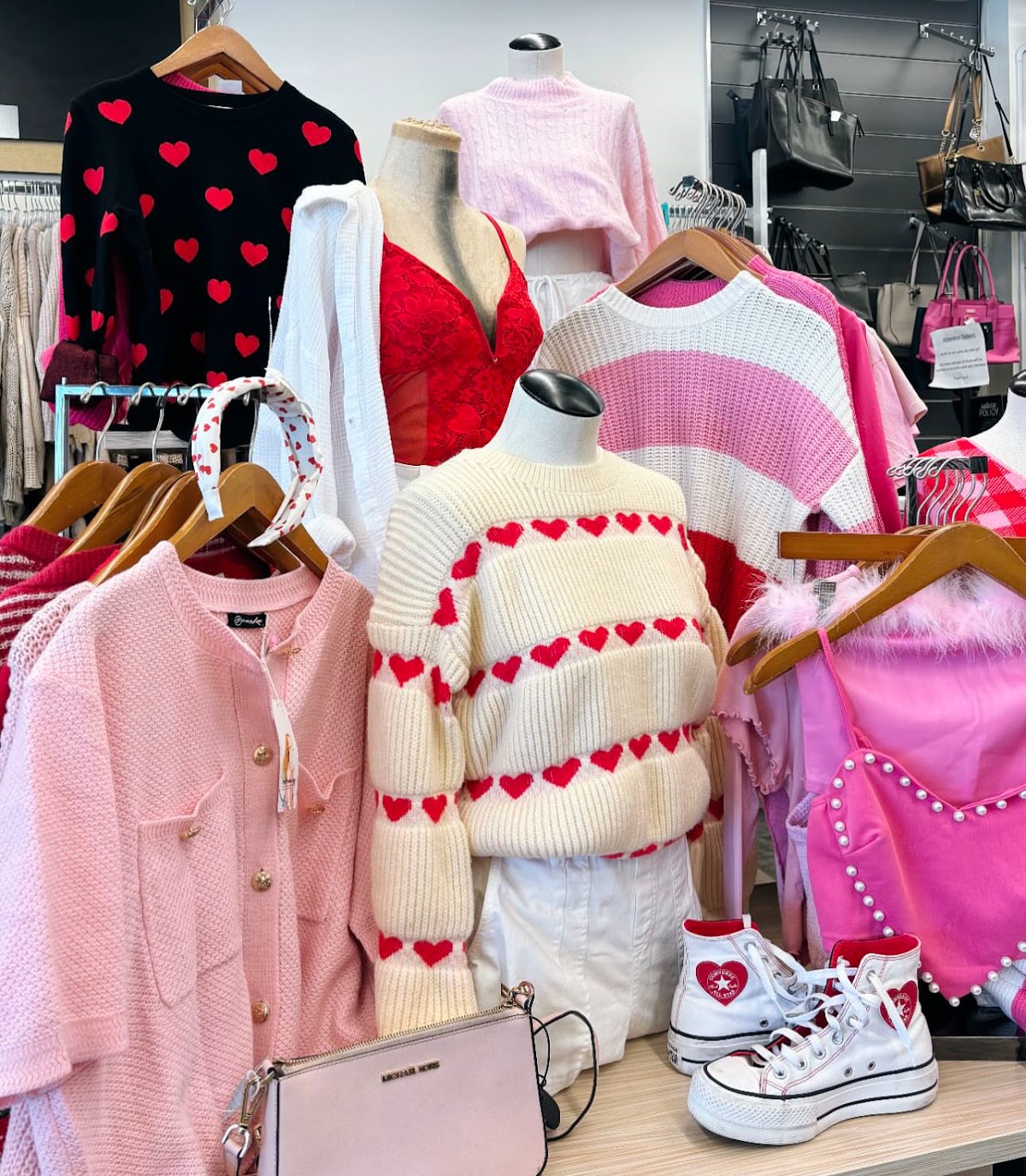 Plato's Closet - Niles, OH in Niles