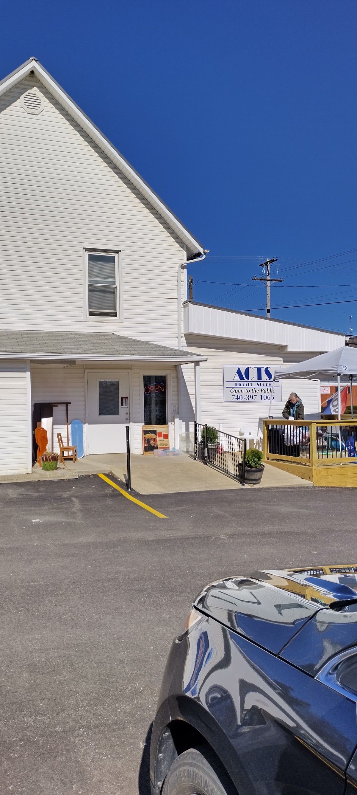 Acts Thrift Shop in Mount Vernon