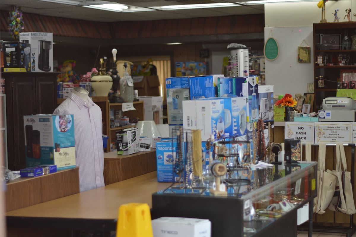 Peculiar Treasures Store in Hammond
