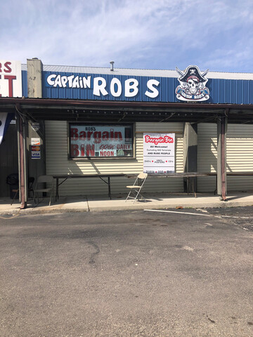 Captain Rob's Bargain Bin in Muncie