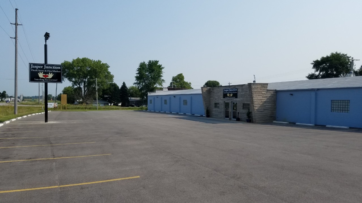 Jasper Junction Thrift Store and Flea Market in Rensselaer