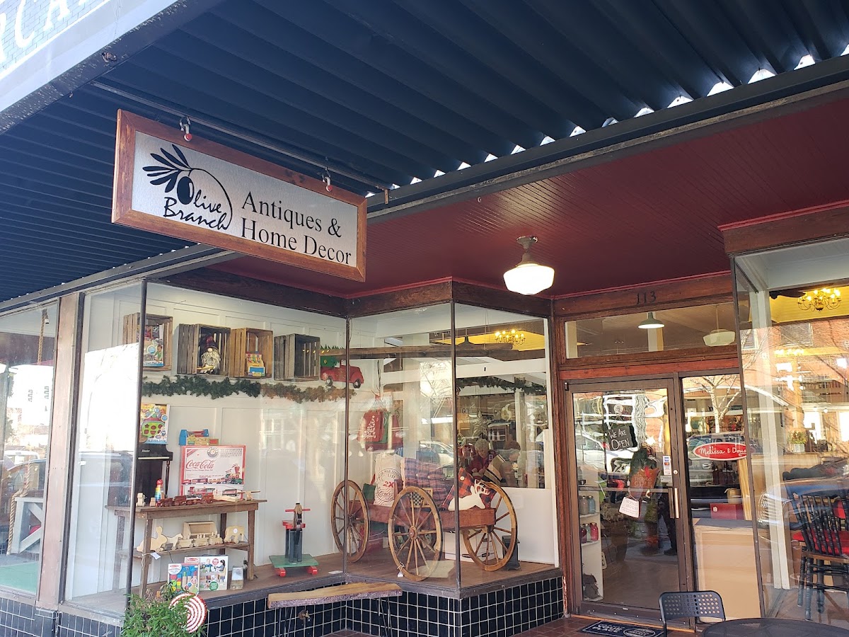Olive Branch Antiques & Home Decor in Monroe