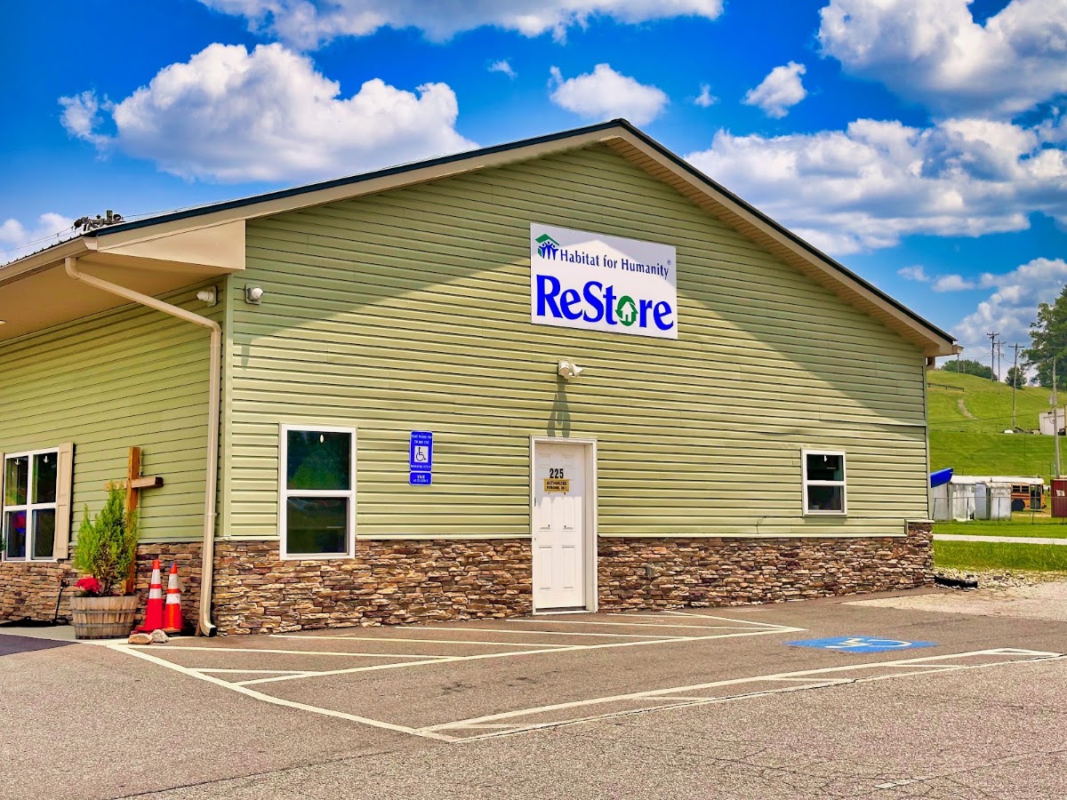 Habitat for Humanity Towns Union Counties, Inc. in Blairsville