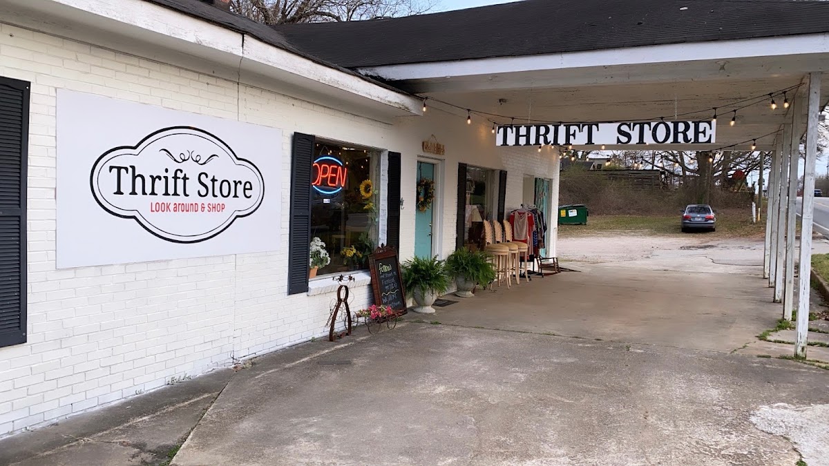 Look around & shop thrift store in Gainesville