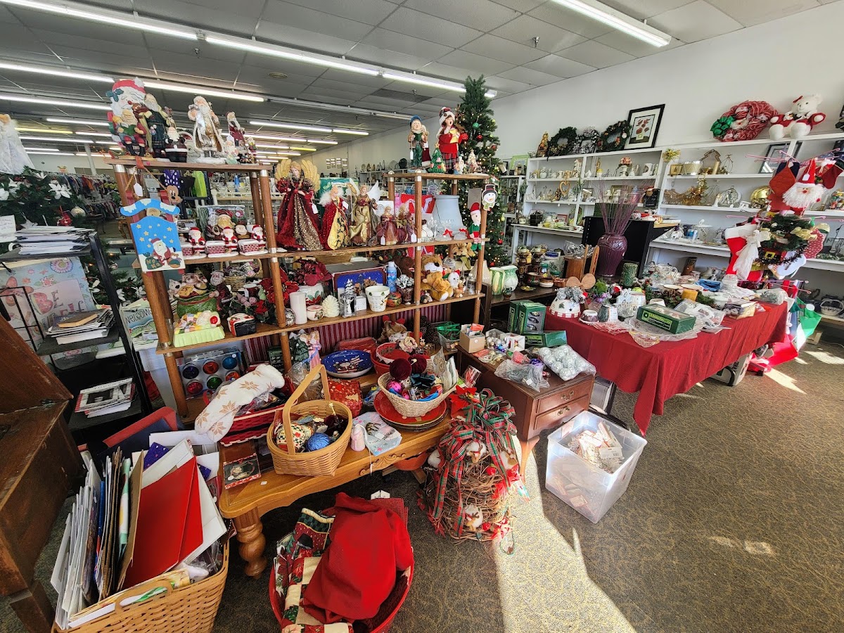 One Roof Thrift Store in Newnan