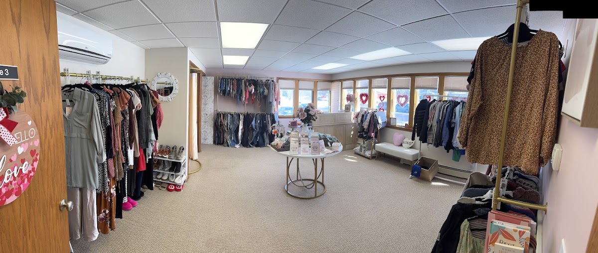 Thrifty Sisters Boutique in Eden