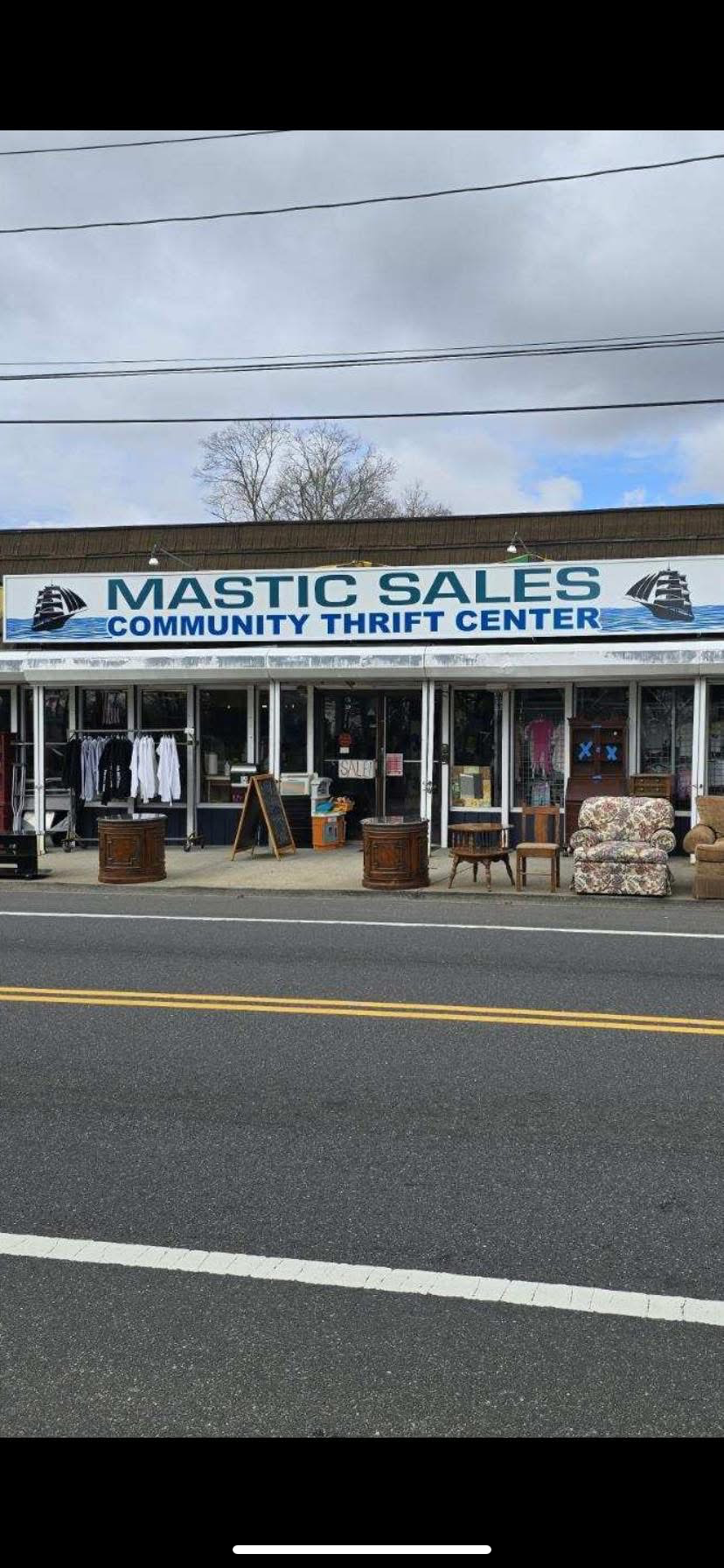 Mastic Sales in Mastic