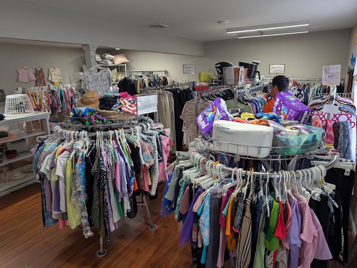 St Sylvesters Thrift Shop in Medford