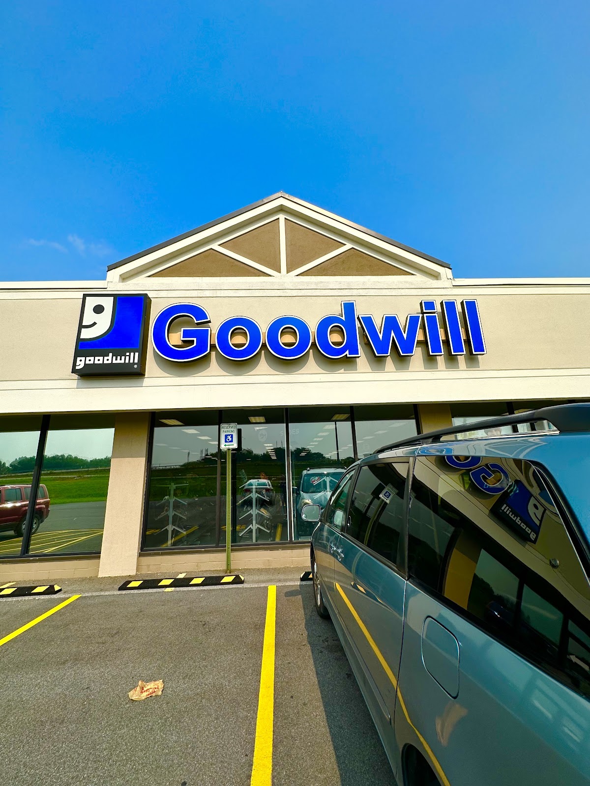 Goodwill Store & Donation Center in Niagara Falls