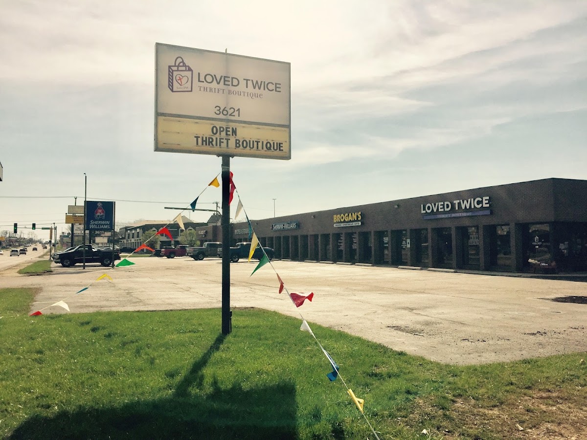 Loved Twice Thrift Boutique in Gurnee