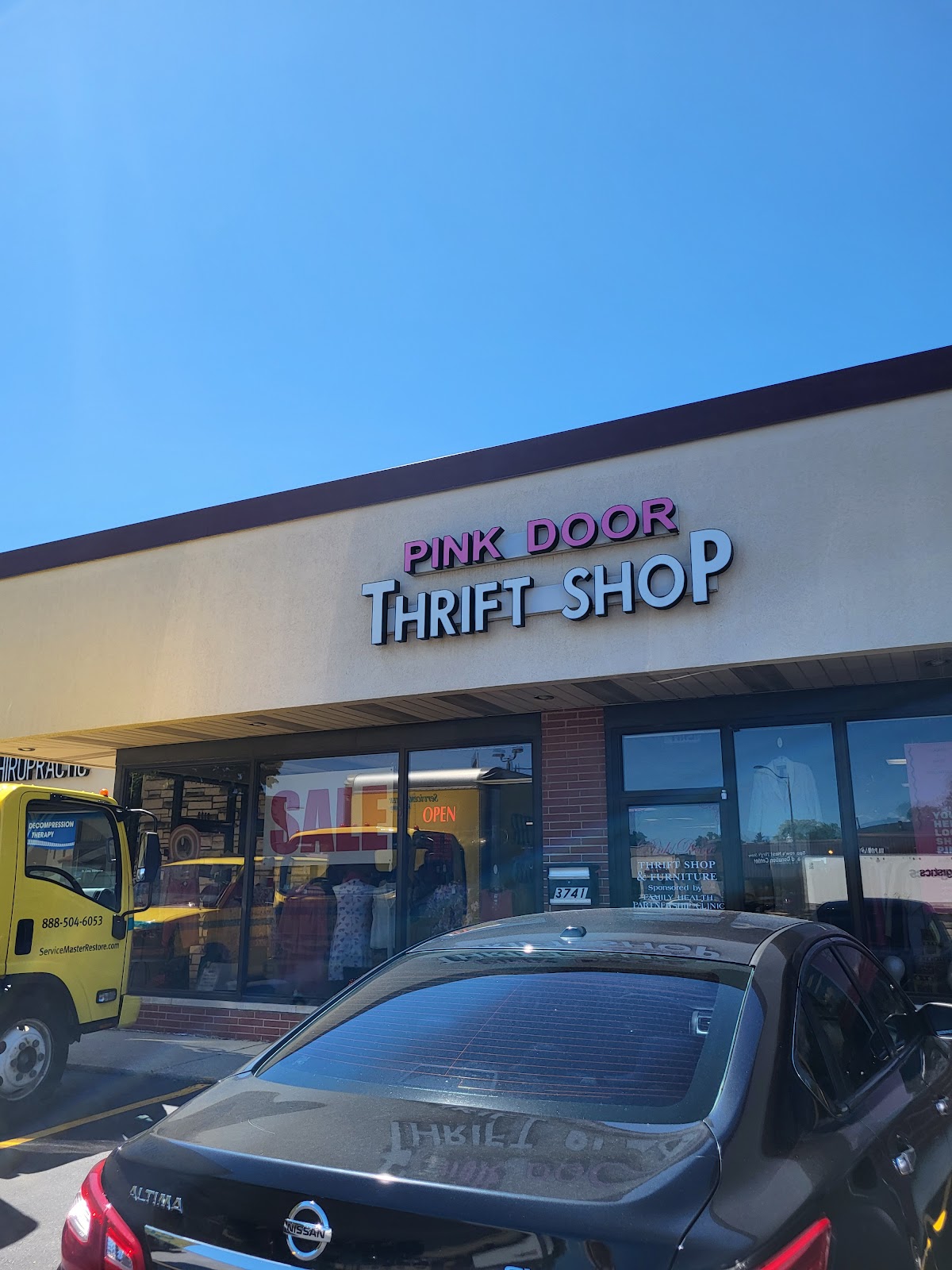 Pink Door Thrift Shop in McHenry