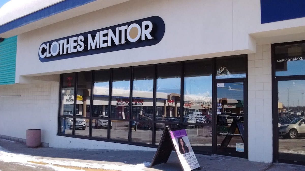 Clothes Mentor Bloomington, IL in Bloomington