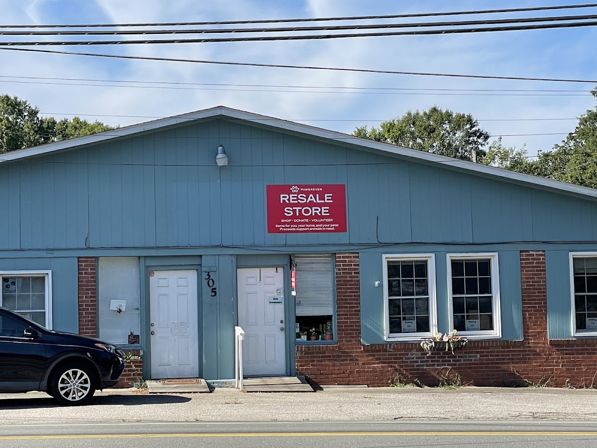 Paws4ever ReSale Store in Hillsborough