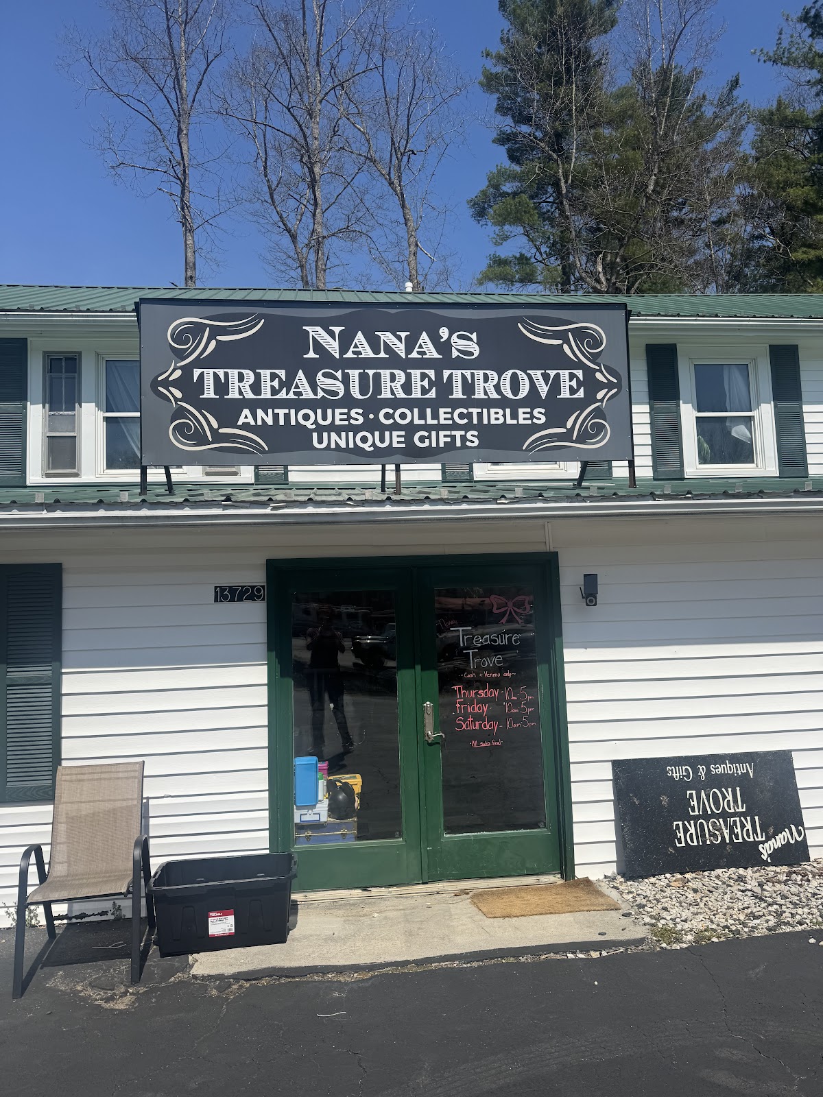 Nana’s Treasure Trove in Spruce Pine