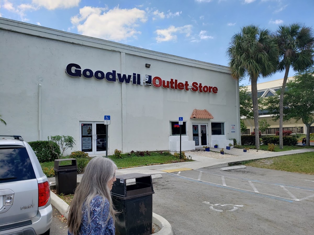 Goodwill - Retail Store and Donation Center in Fort Lauderdale