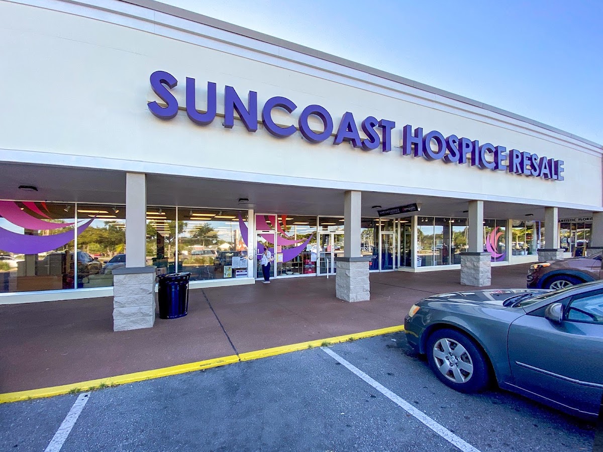 Suncoast Hospice Resale Shop - St. Petersburg in St. Petersburg