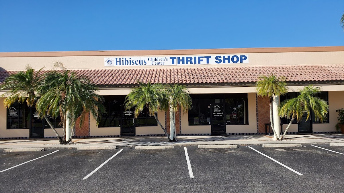 Hibiscus Treasure House Thrift in Stuart