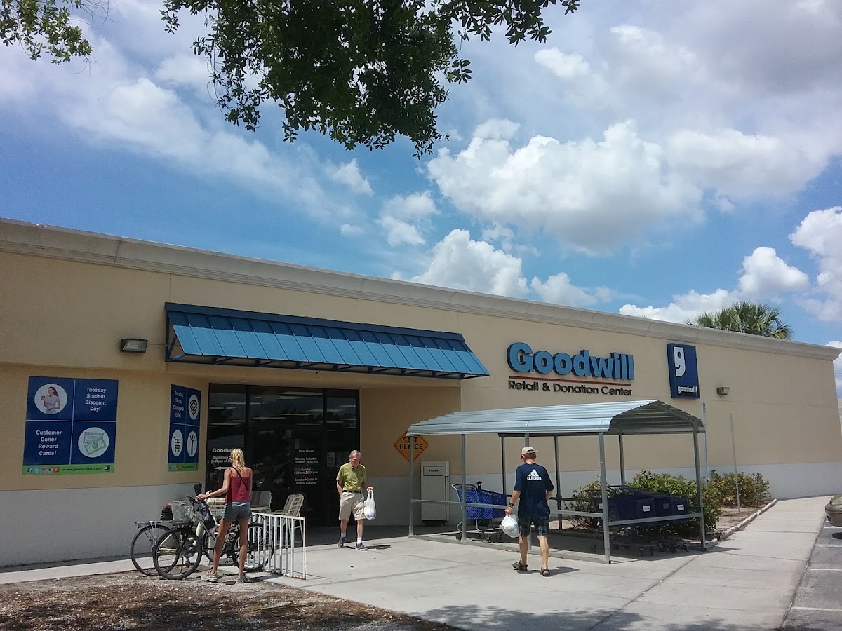 Goodwill Retail & Donation Center in North Fort Myers