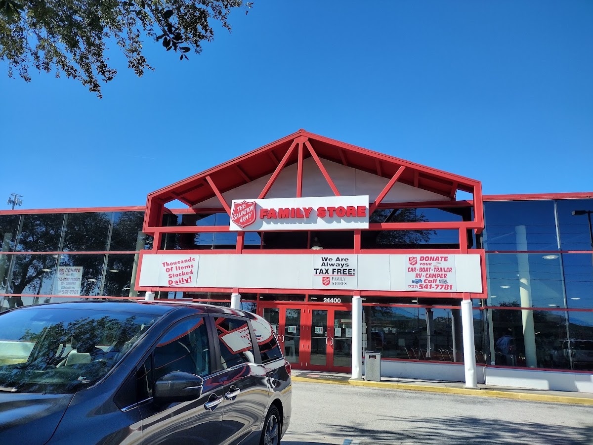 The Salvation Army Thrift Store & Donation Center in Holiday