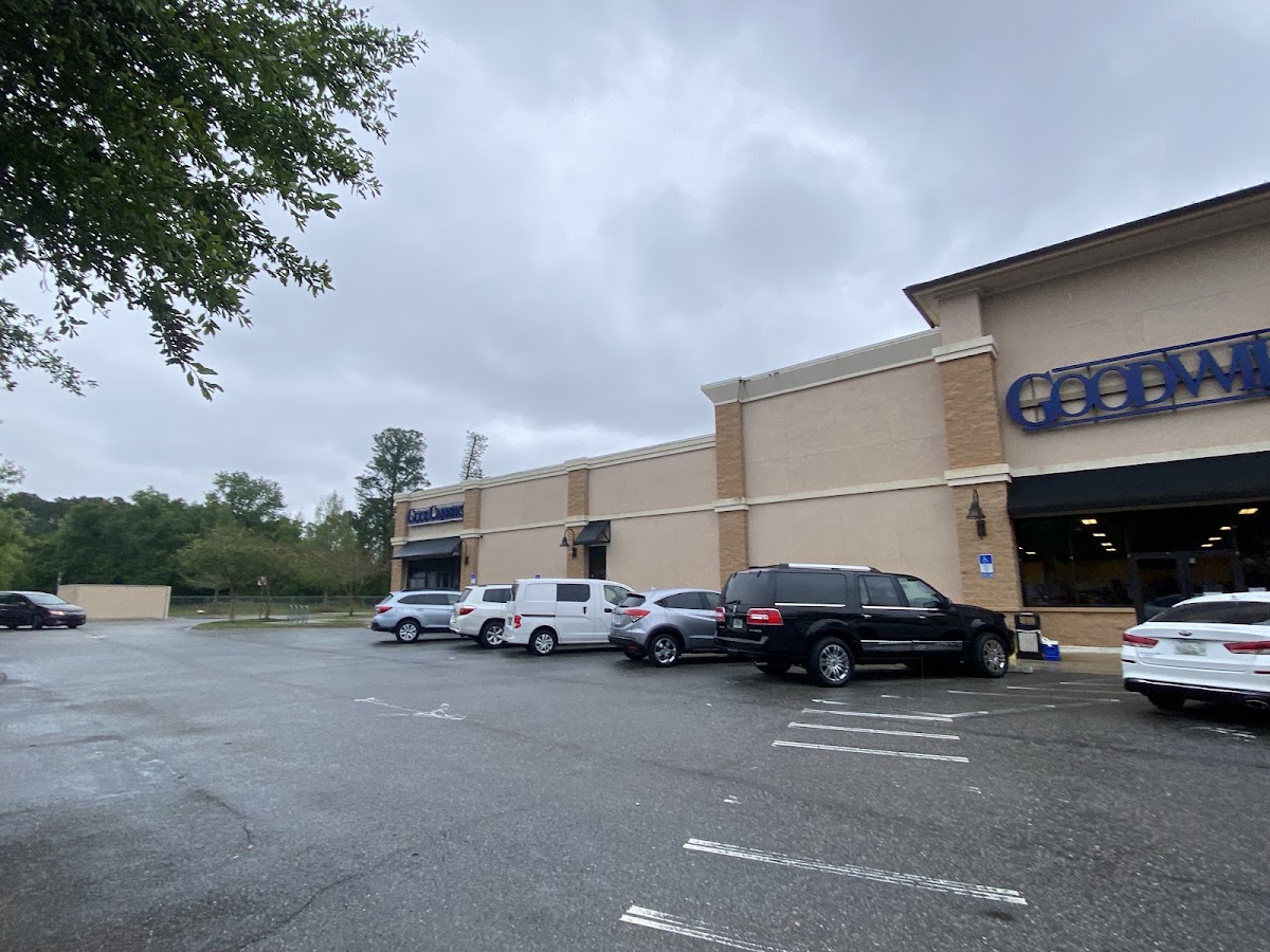 Goodwill Retail Store, Donation Center, and Employment Services - Lakewood in Jacksonville