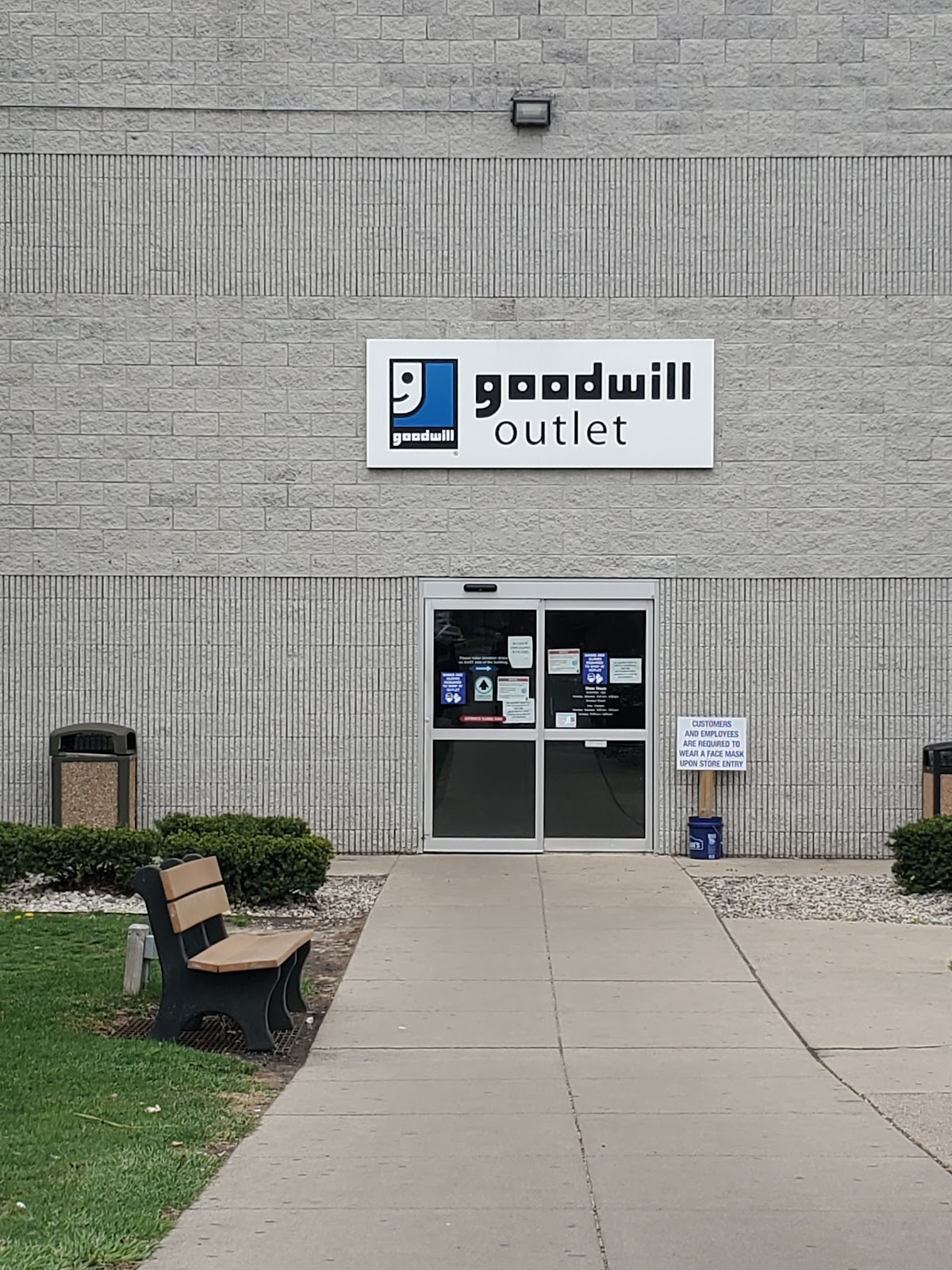 Goodwill Outlet Center in Grandville