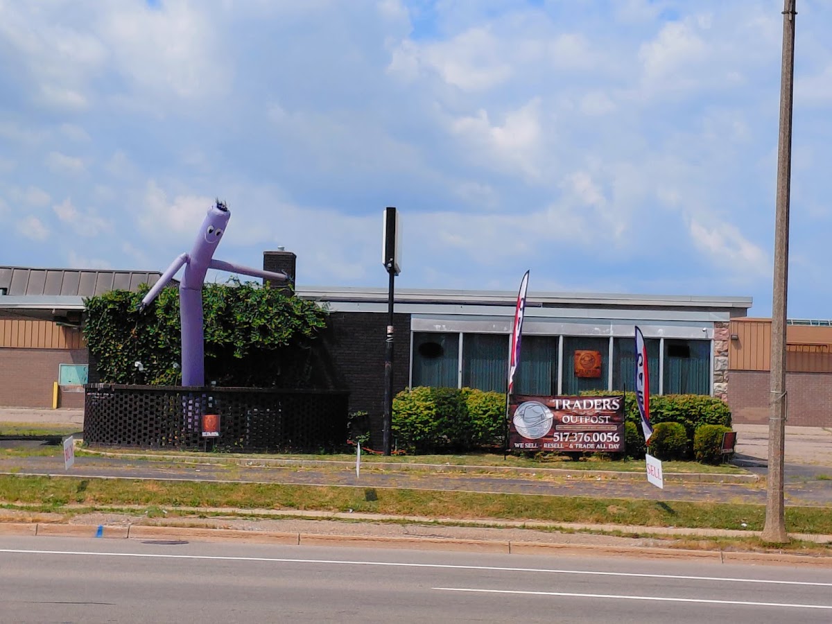 Trader's Outpost in Lansing
