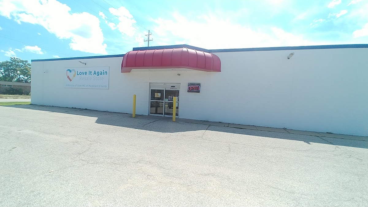 Love It Again Resale Store in Muskegon
