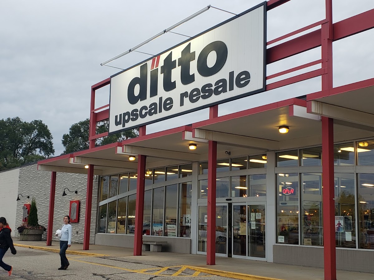 Ditto Upscale Resale in Holland
