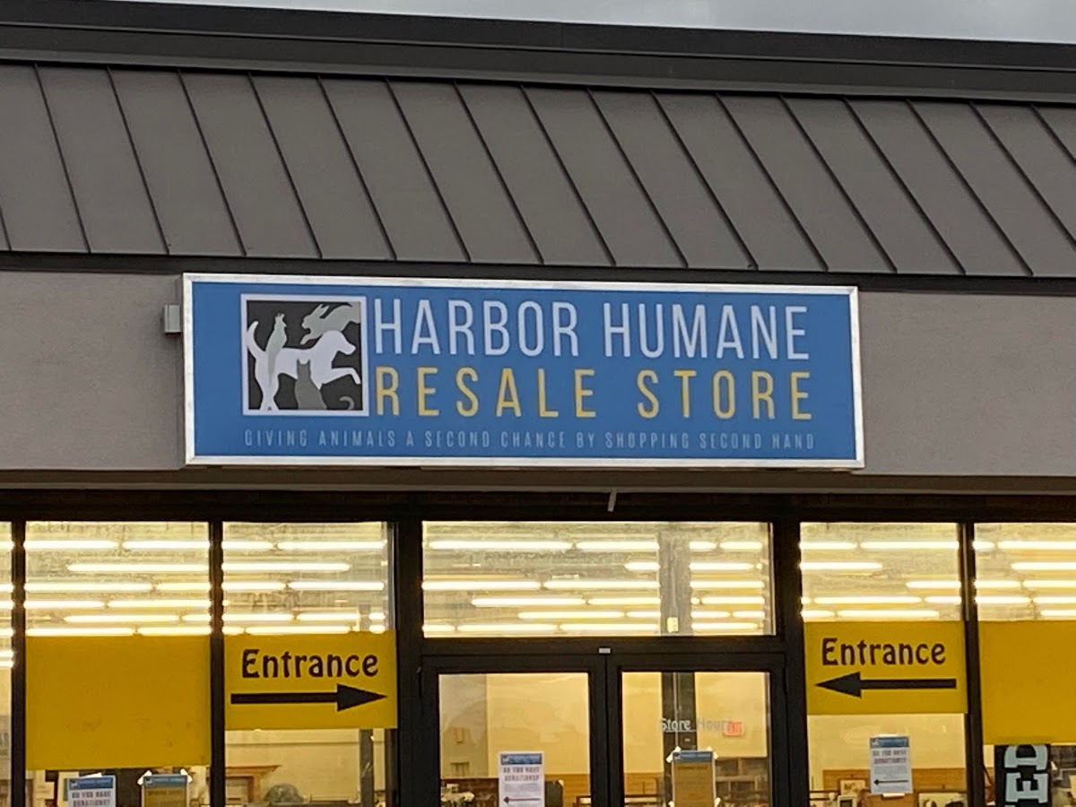 Harbor Humane Resale Store in Holland