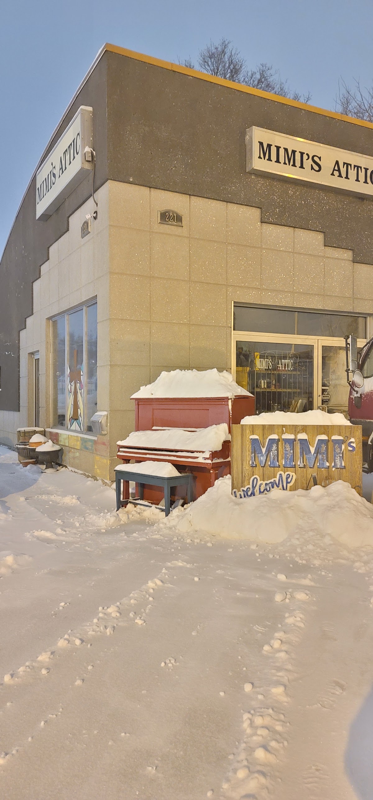 Mimi's Attic in Mount Clemens