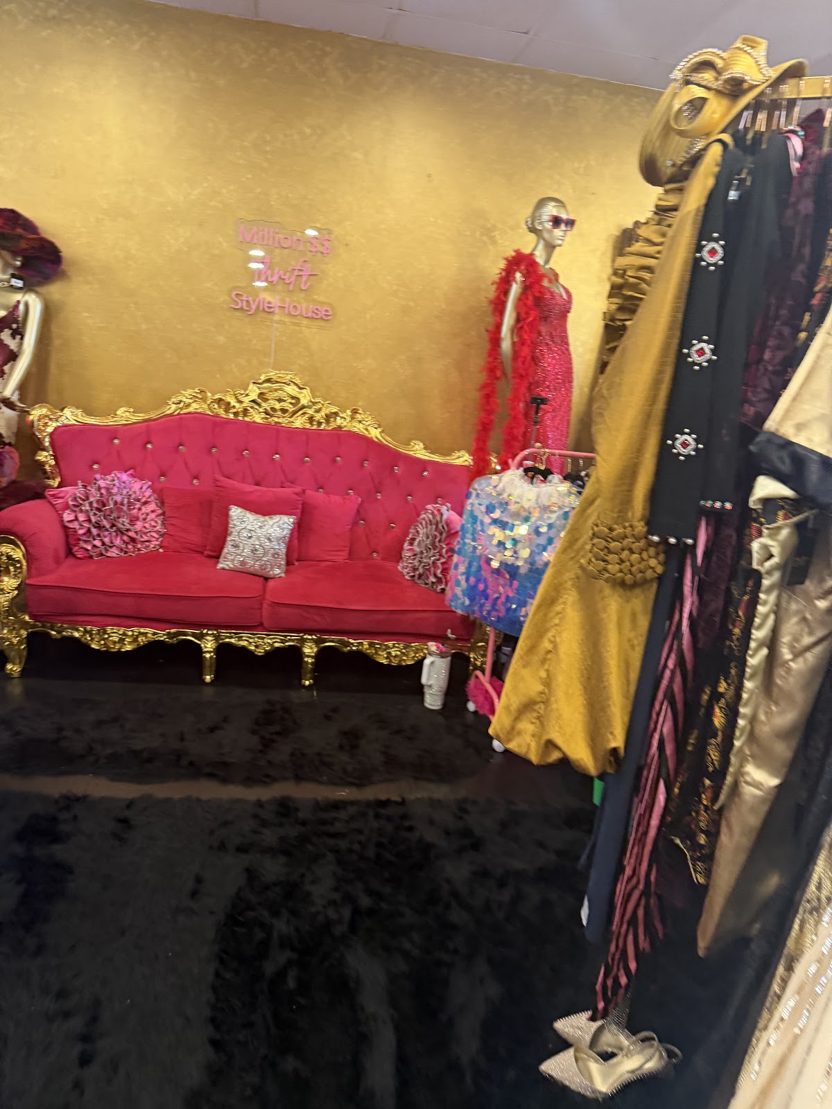 Million Dollar Thrift StyleHouse in Orange