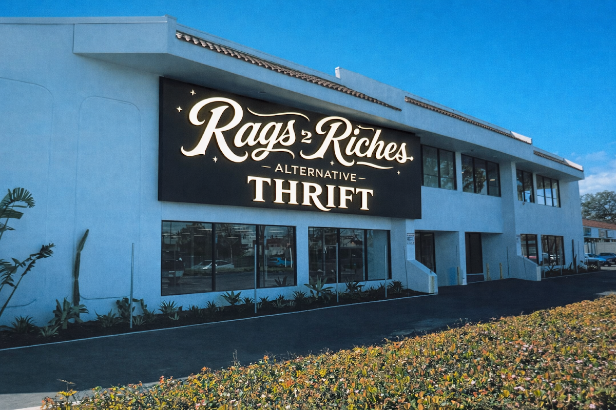 Rags2Riches in Santa Ana