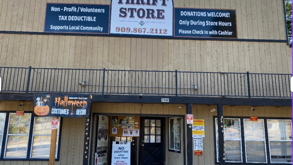 Golden Oaks Thrift Store in Running Springs