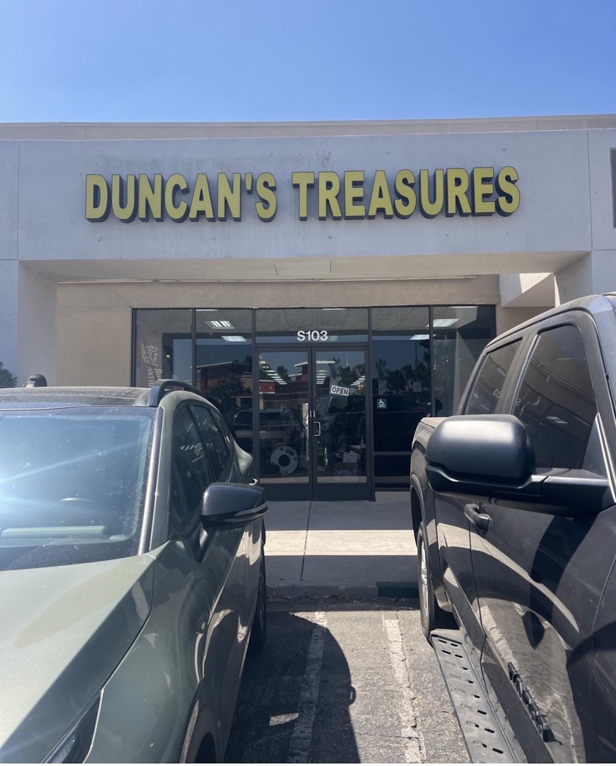 Duncans Treasures in Moreno Valley