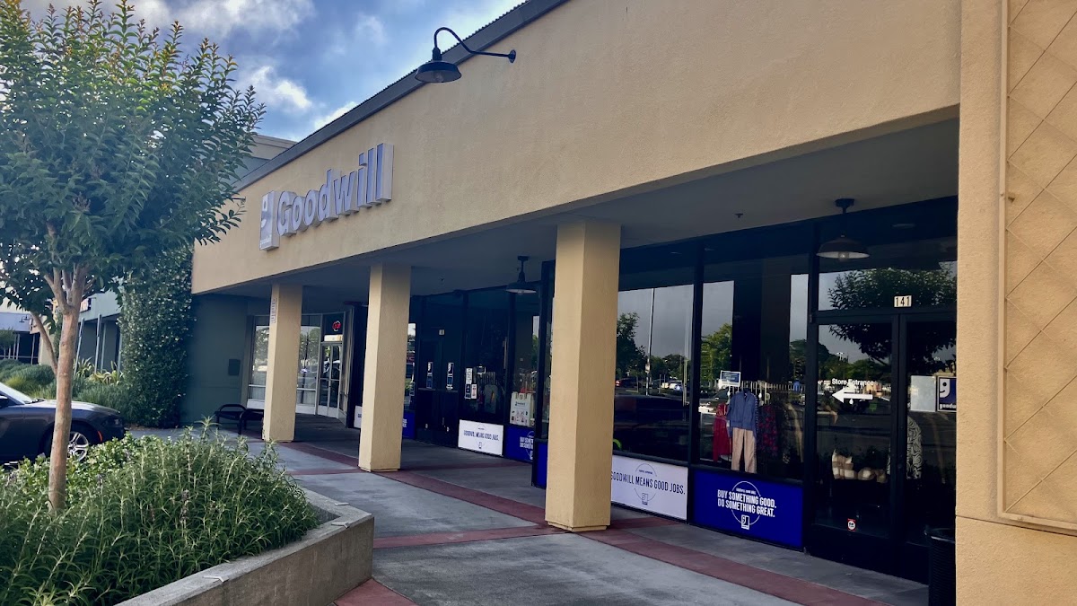 Goodwill in Petaluma