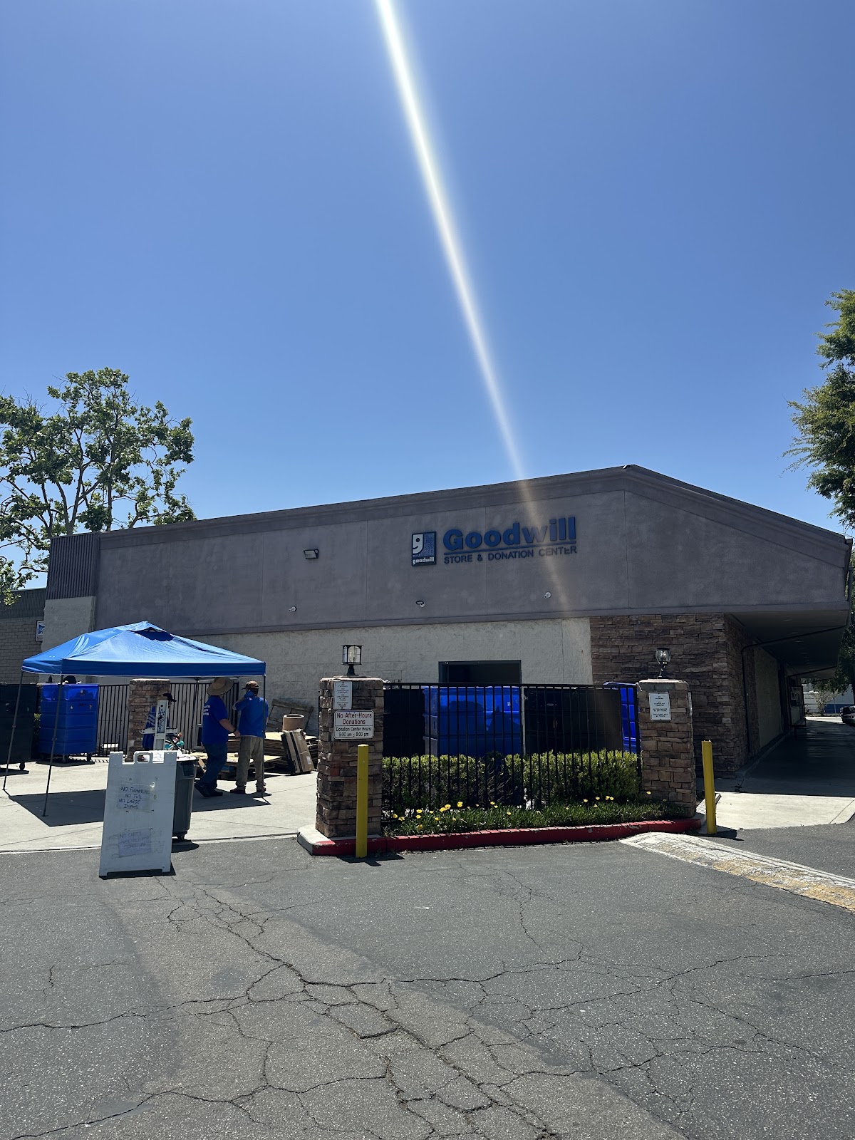 Goodwill Retail Store & Donation Center in Simi Valley