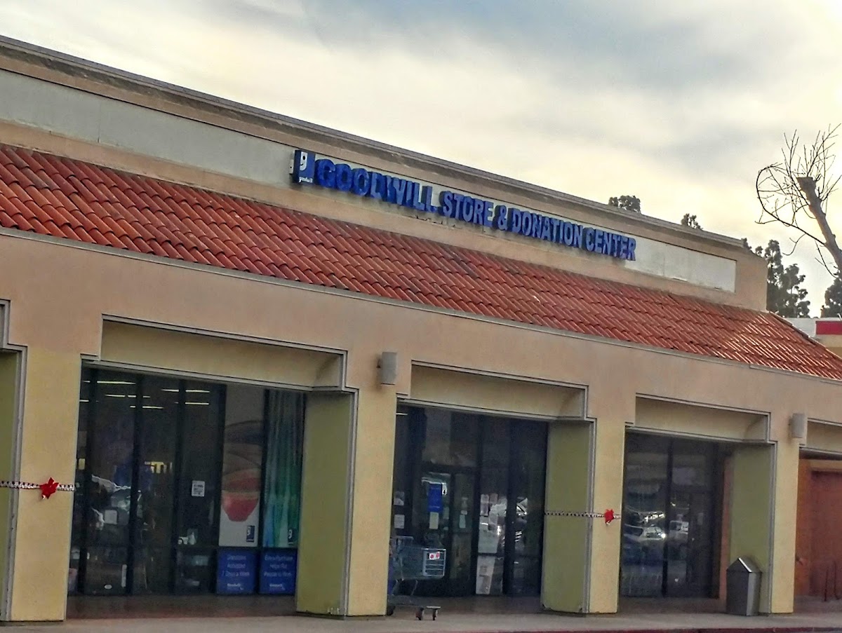 Goodwill Retail Store & Donation Center in Ventura
