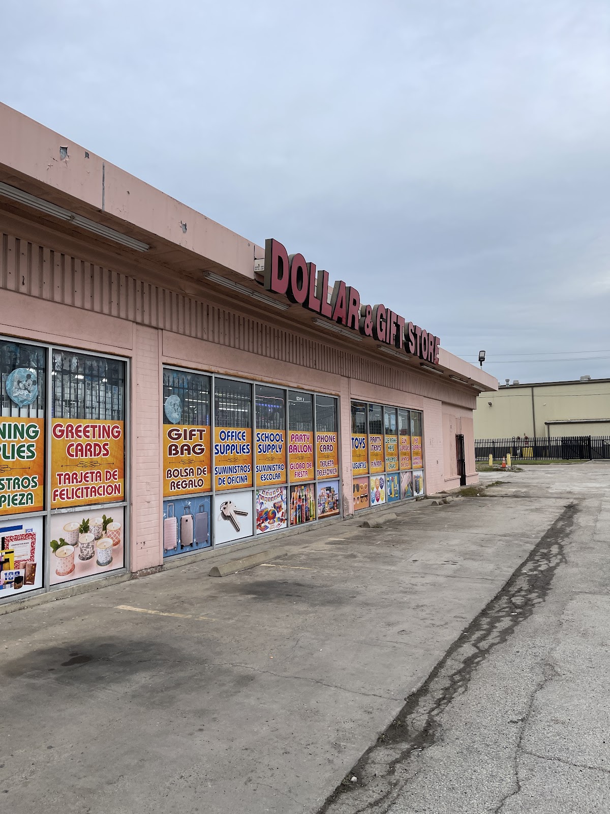 Dollar Empire in Houston