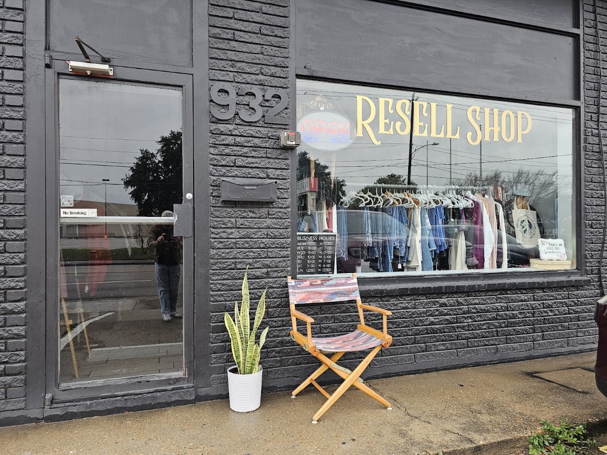 Pasadena Resell Shop in Pasadena