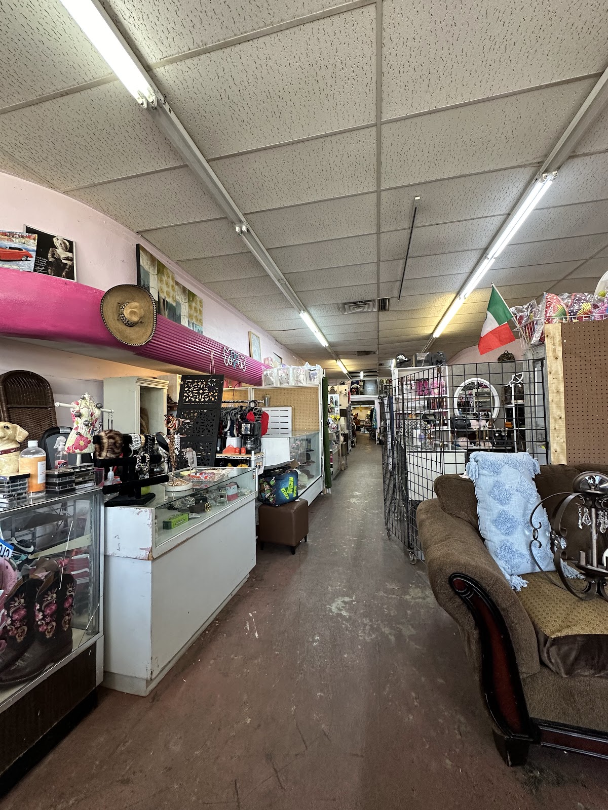 Rosita's Thrift Store in Dallas